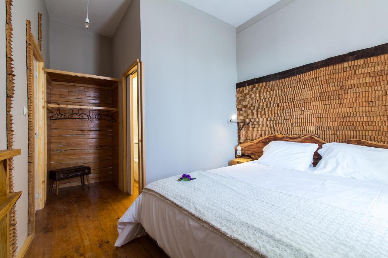 Feel At Home Guest House Ovar Exterior photo